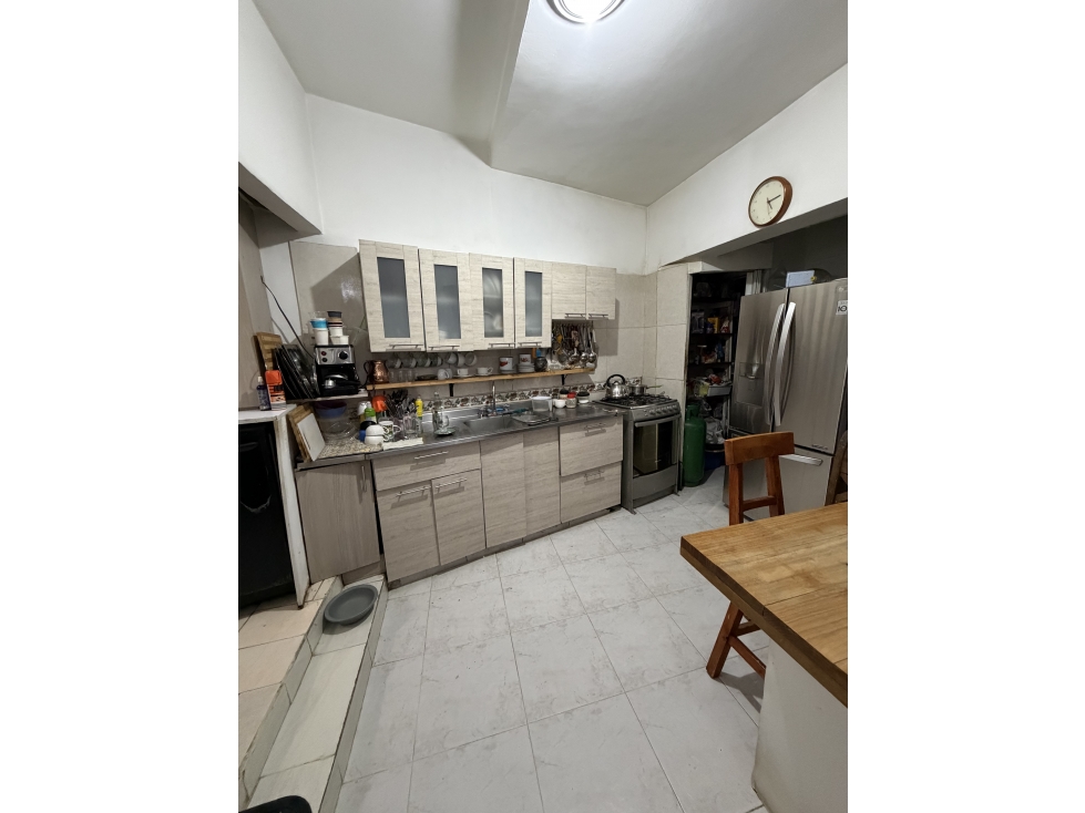 Se VENDE APARTAMENTO en Laureles, Sector AV. NUTIBARA. ¡REMODELAR! — foto 4