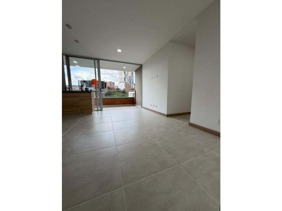 SE ARRIENDA APARTAMENTO EN SABANETA, sector LA DOCTORA — foto 3