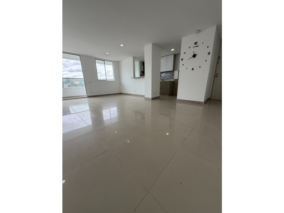 SE VENDE APARTAMENTO EN ITAGUI, sector SURAMERICA — foto 3
