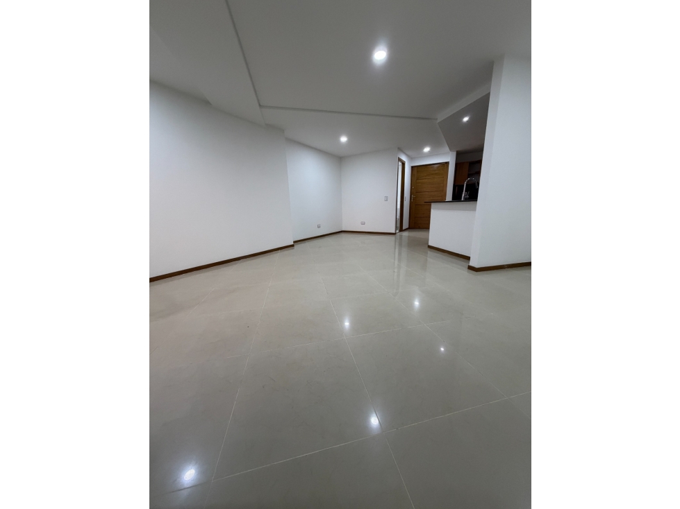 SE VENDE APARTAMENTO EN SABANETA, sector AVES MARIA - 6
