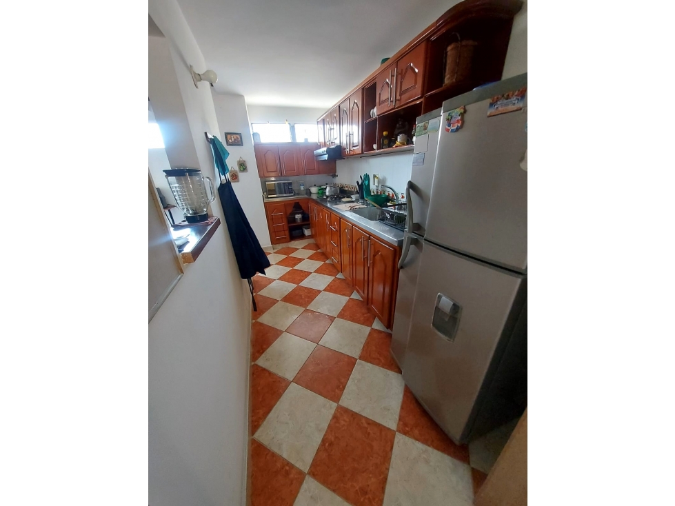 SE VENDE APARTAMENTO EN BOSTÓN, MEDELLÍN