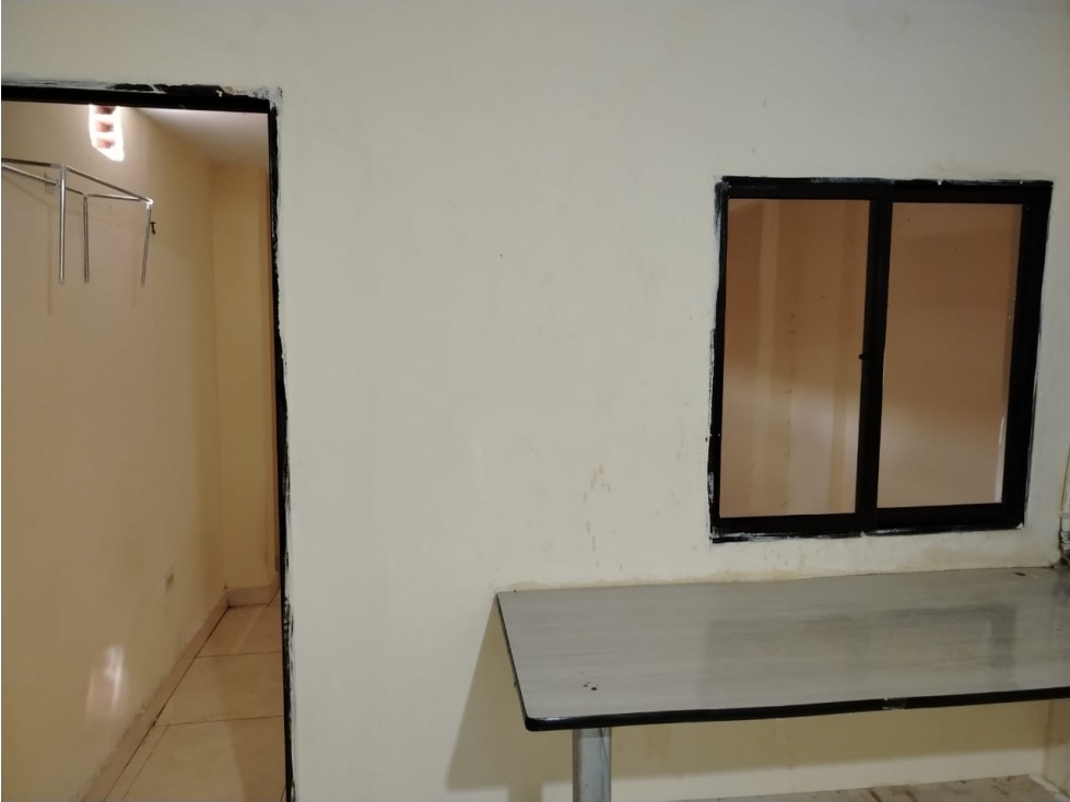 SE VENDE EDIFICIO EN BELLO, sector PARÍS. - 3