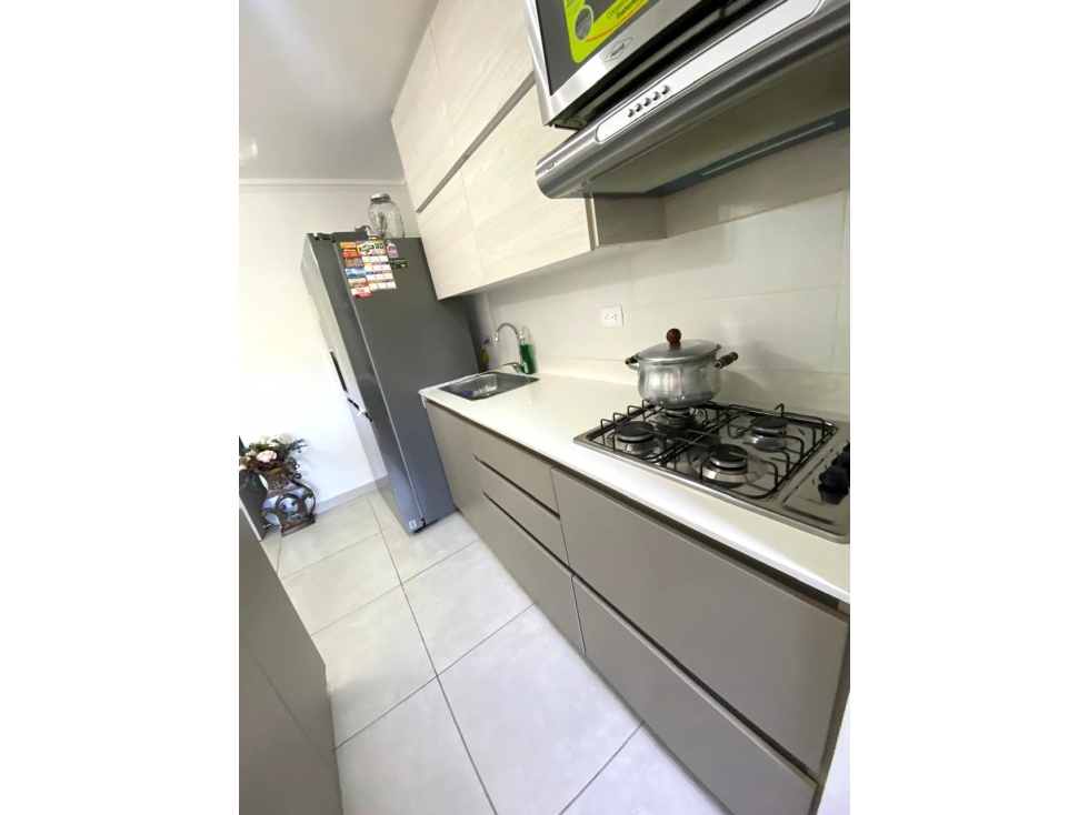Se VENDE APARTAMENTO en SABANETA, Sector AVES MARIA. — foto 6