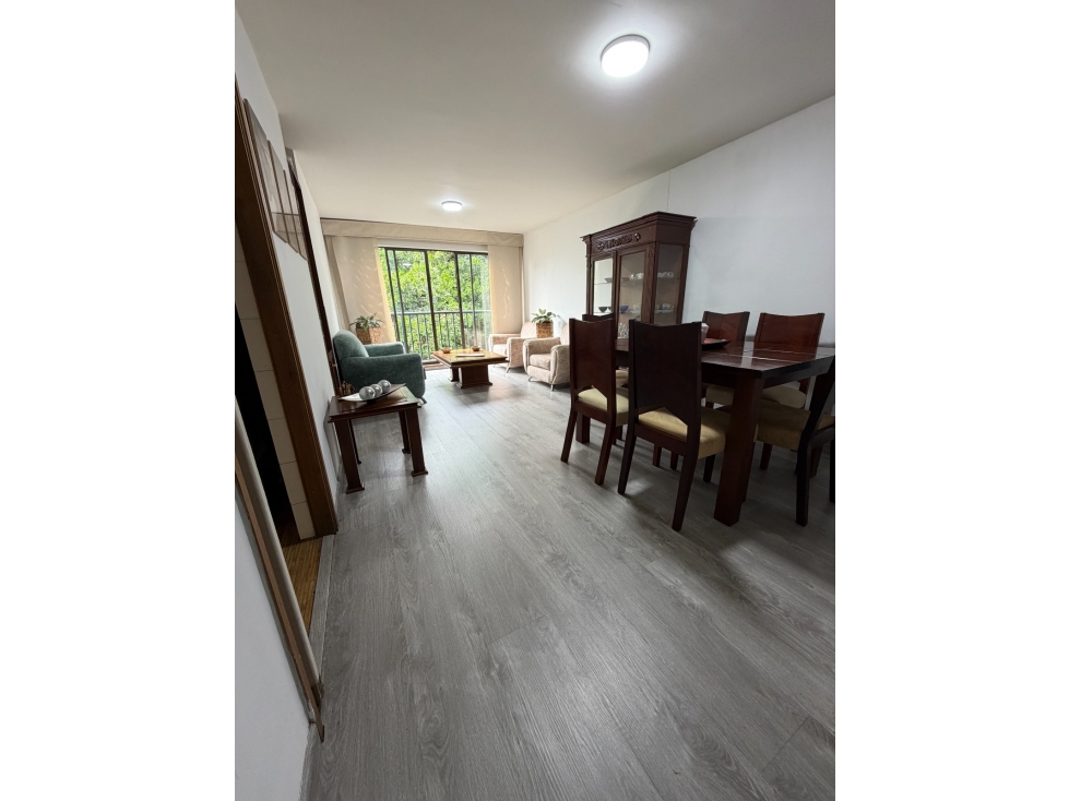 SE VENDE APARTAMENTO EN EL POBLADO MEDELLIN, sector PROVENZA. — foto 2