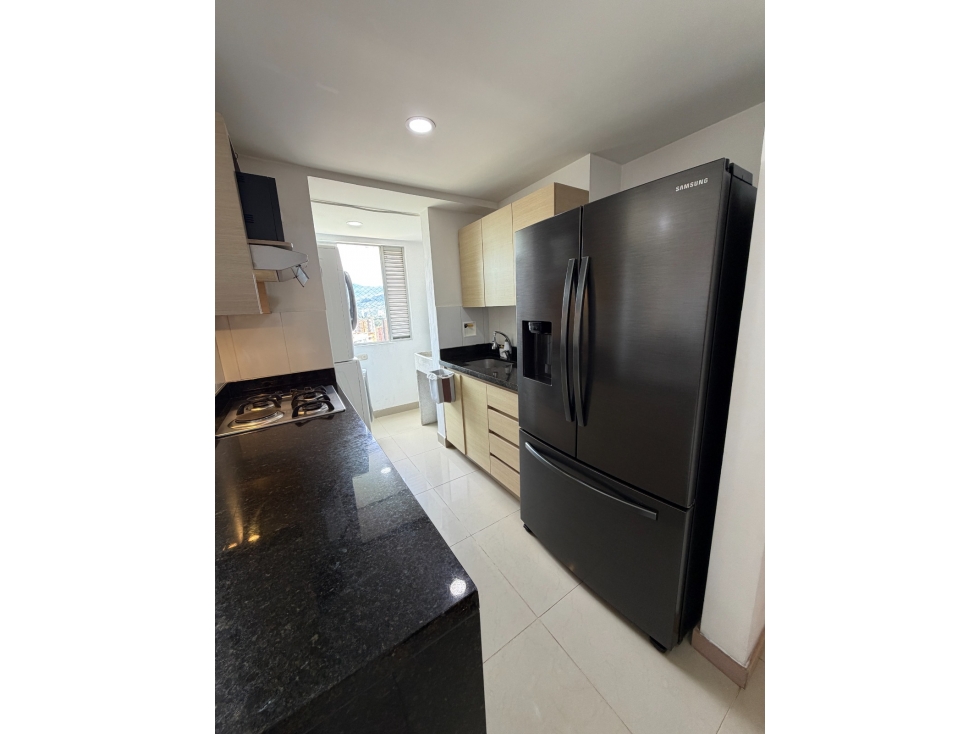 SE VENDE APARTAMENTO EN SABANETA, sector SAN REMO - 5