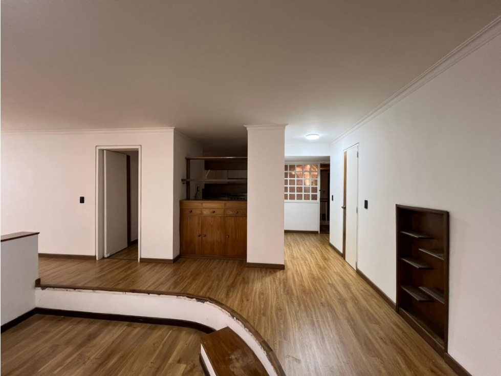 Se VENDE CASA en EL POBLADO, MEDELLÍN Sector VIZCAYA. — foto 4