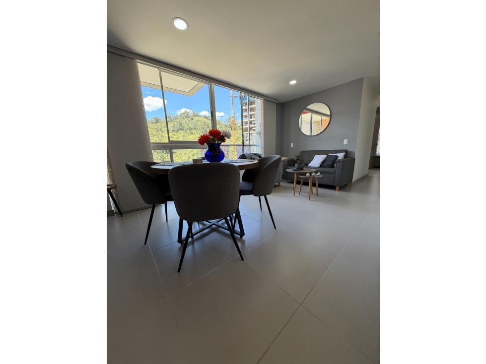 SE VENDE APARTAMENTO EN SABANETA, sector SAN REMO. — foto 2