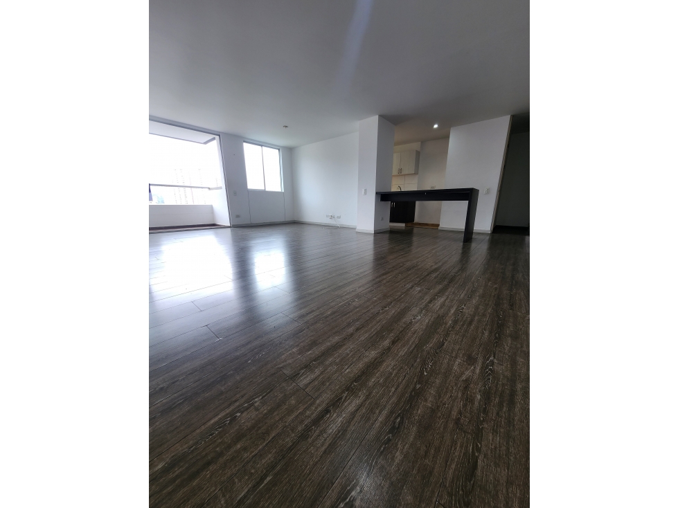 Se VENDE APARTAMENTO en ITAGUI, Sector SURAMÉRICA. — foto 4