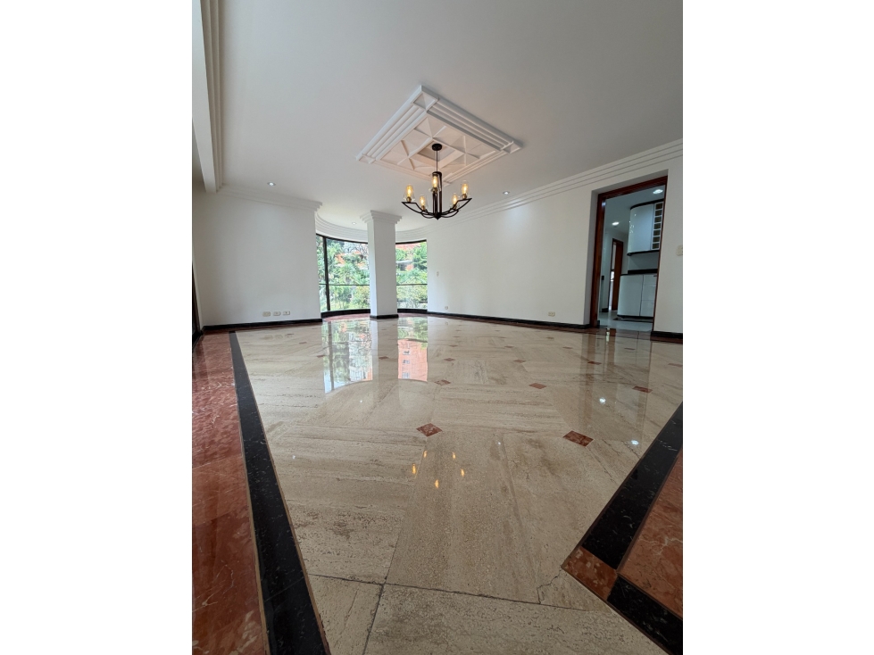 SE ARRIENDA APARTAMENTO EN EL POBLADO MEDELLIN, sector EL CAMPESTRE. — foto 4