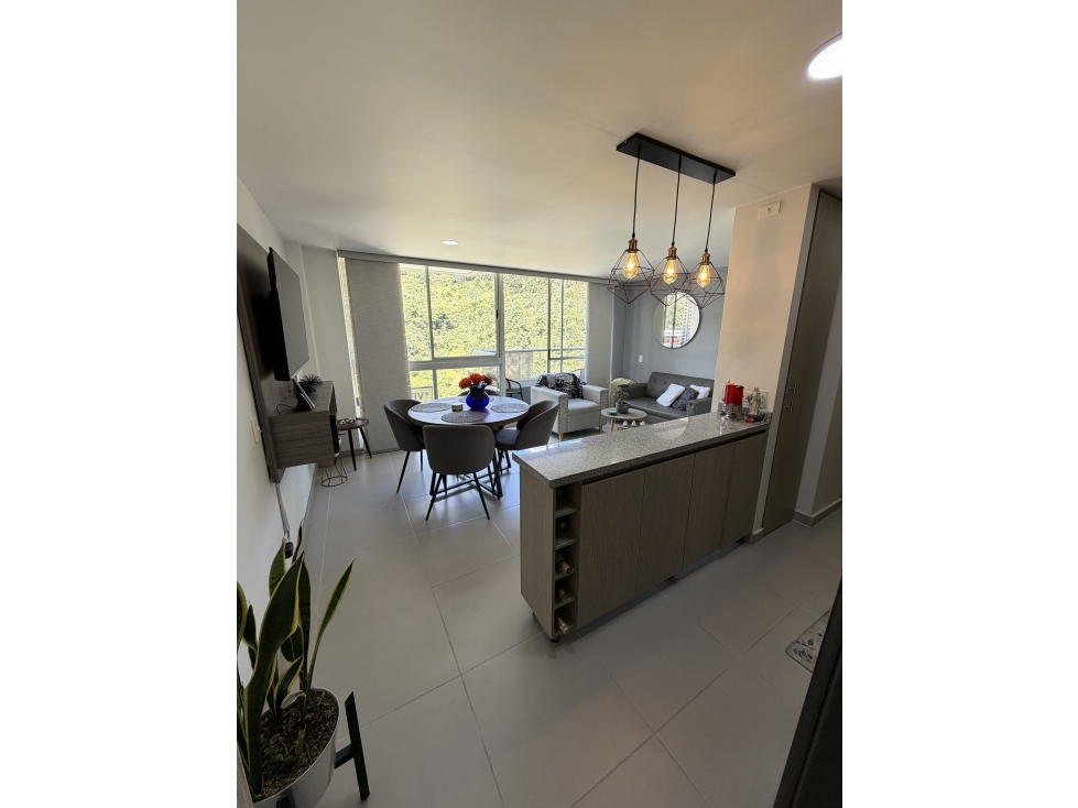 SE VENDE APARTAMENTO EN SABANETA, sector SAN REMO.