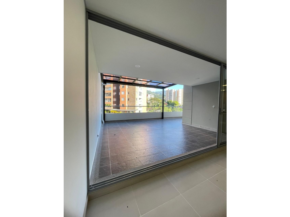 Se VENDE APARTAMENTO en ENVIGADO sector LOMA DE LOS MESA. — foto 3