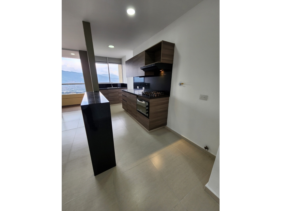Se ARRIENDA APARTAMENTO en SABANETA, Sector ASDESILLAS. — foto 3