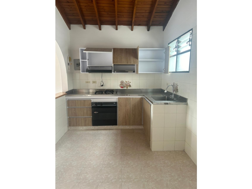 Se VENDE APARTAMENTO en ROBLEDO, MEDELLÍN Sector PALENQUE.