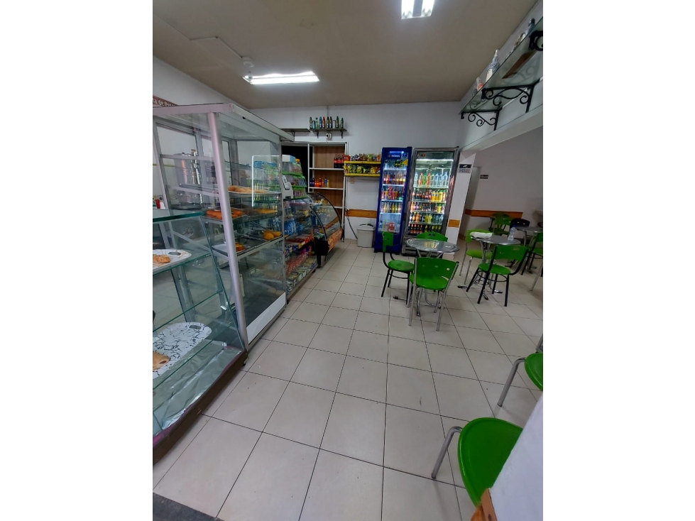 SE VENDE CASA LOTE EN CENTRO MEDELLIN, sector VILLA NUEVA. — foto 3