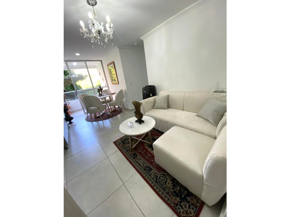 Se VENDE APARTAMENTO en SABANETA, Sector AVES MARIA.