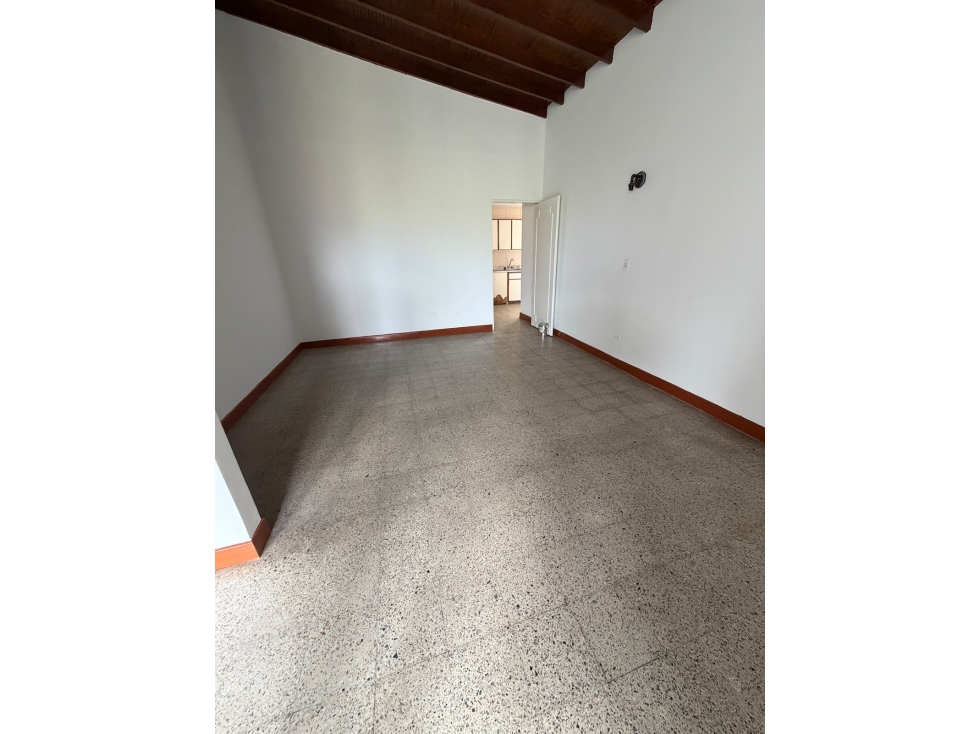 SE VENDE/ARRIENDA APARTAMENTO EN MEDELLIN, sector CONQUISTADORES. — foto 4