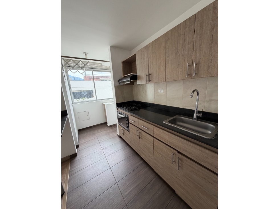 Se ARRIENDA APARTAMENTO en SABANETA, Sector PRADOS DE SABANETA.