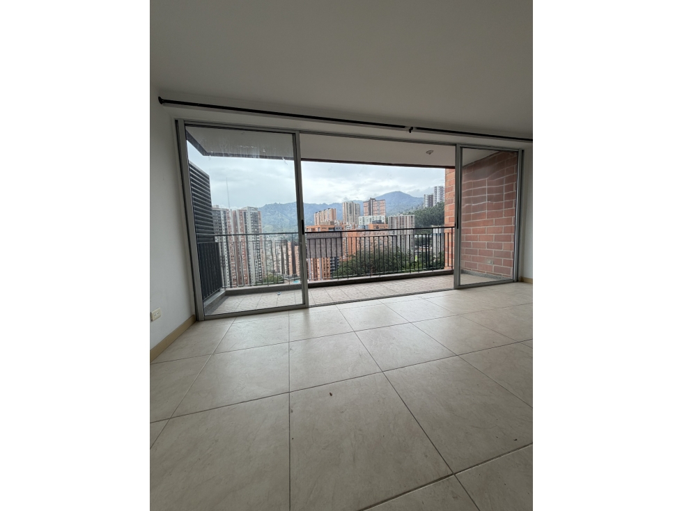 Se ARRIENDA APARTAMENTO en SABANETA, Sector SAN REMO. — foto 3