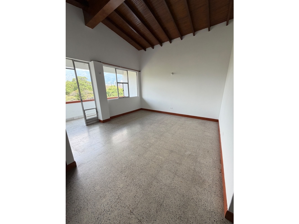 SE VENDE/ARRIENDA APARTAMENTO EN MEDELLIN, sector CONQUISTADORES. — foto 2