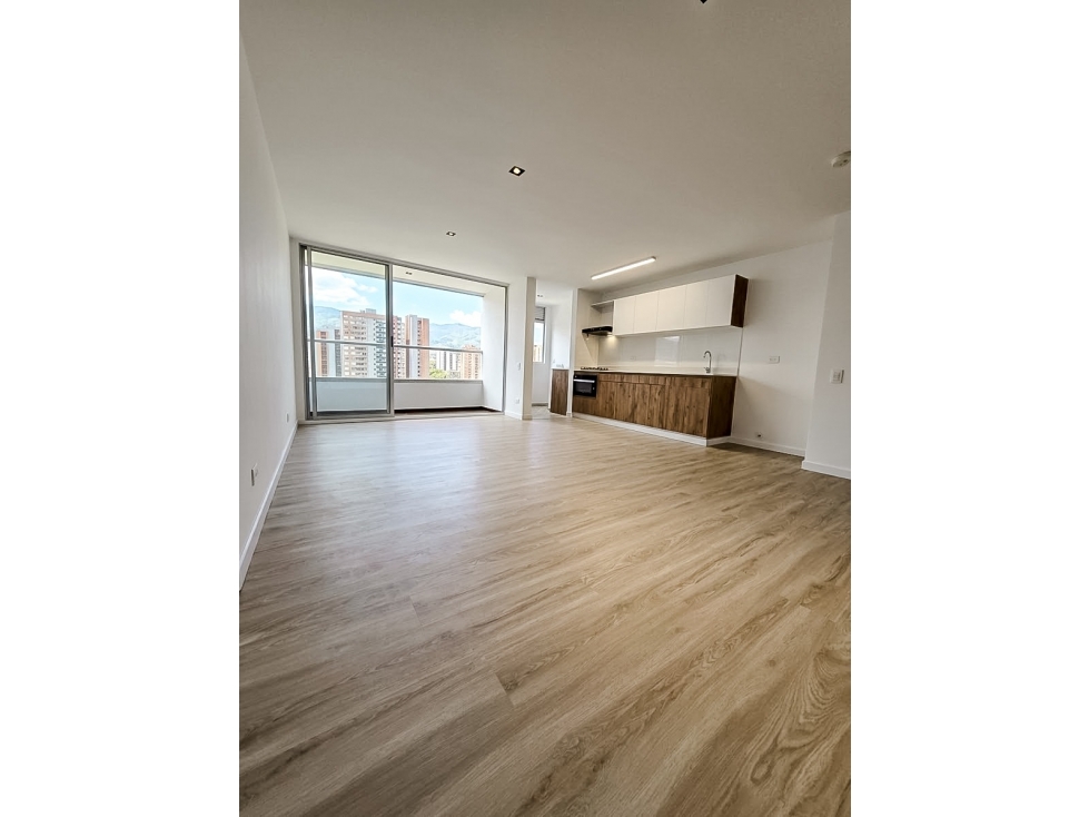SE VENDE APARTAMENTO EN ITAGUI, sector SURAMERICA.
