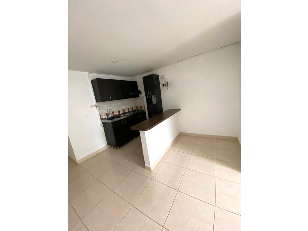 Se ARRIENDA APARTAMENTO en MEDELLÍN Sector FLORENCIA.