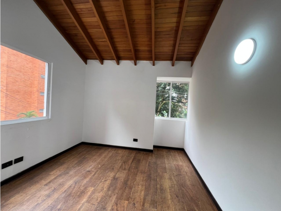 Se VENDE CASA en EL POBLADO, MEDELLÍN Sector VIZCAYA. — foto 6