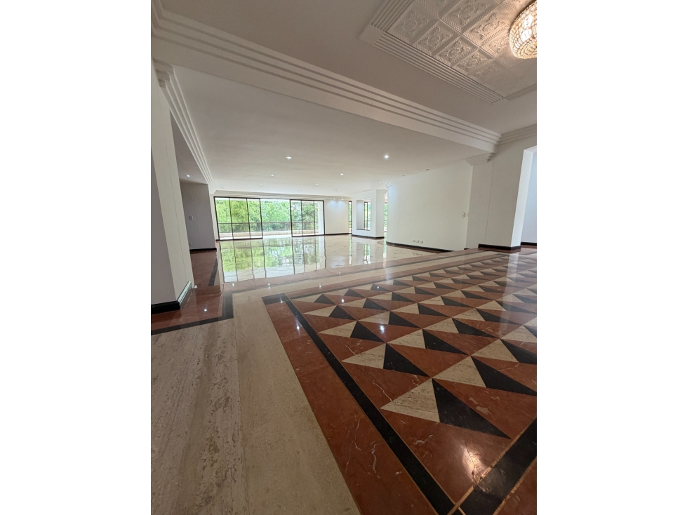 SE ARRIENDA APARTAMENTO EN EL POBLADO MEDELLIN, sector EL CAMPESTRE. — foto 5