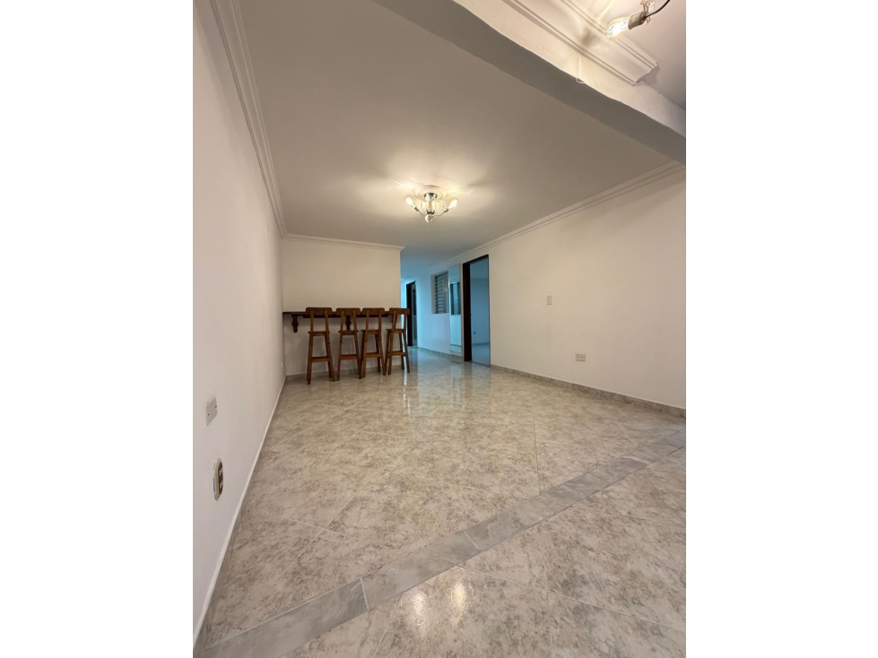 Se VENDE APARTAMENTO en LA FLORESTA, MEDELLÍN Sector METROPOLITANO.