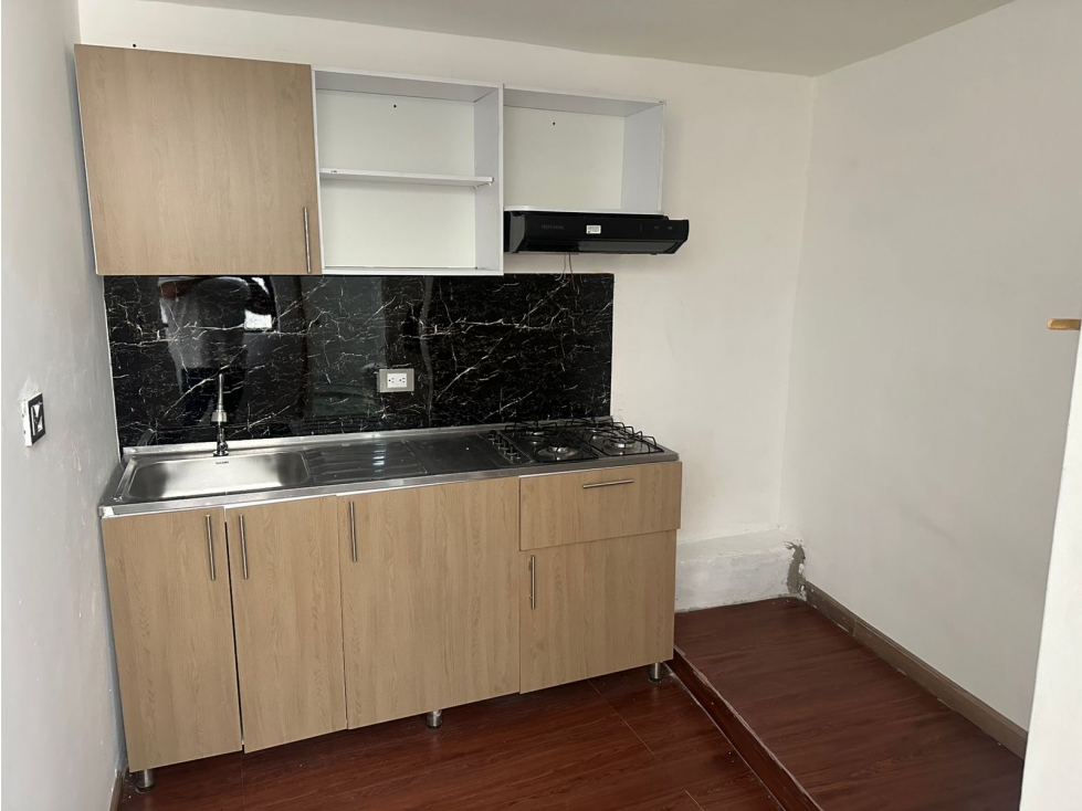 Se VENDE APARTAMENTO en BARRIO CRISTÓBAL, MEDELLÍN, Sector La 88. — foto 2