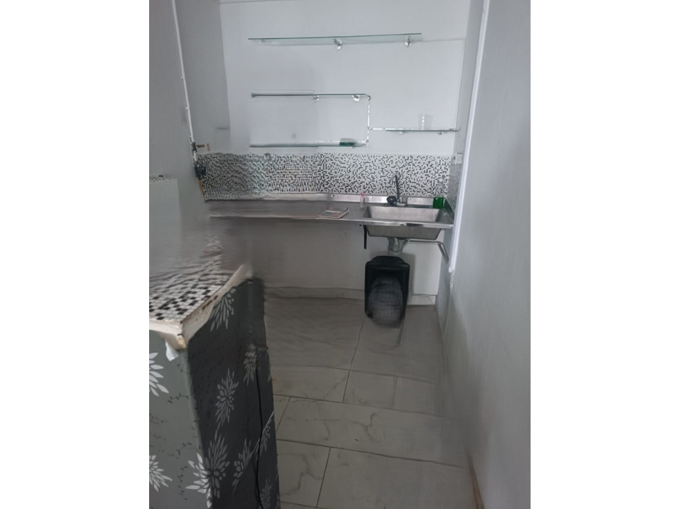SE VENDE LOCAL EN EL CENTRO DE MEDELLIN, sector PARQUE BERRIO — foto 4