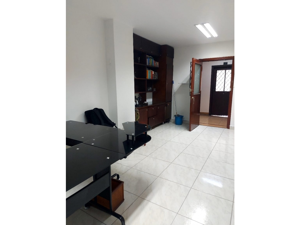 SE VENDE - ARRIENDA OFICINA EN MEDELLIN CENTRO, CARABOBO CON COLOMBIA — foto 4