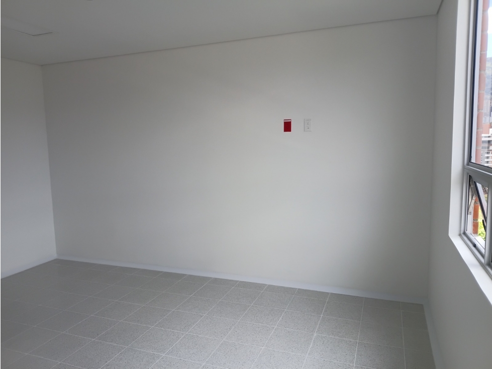 SE VENDE CONSULTORIO EN MEDELLIN, sector SAN JUAN — foto 6