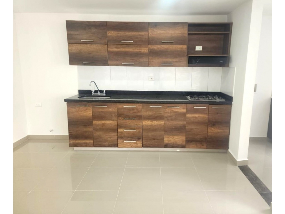 Se VENDE APARTAMENTO en SABANETA, sector CALLE DEL BANCO. — foto 2