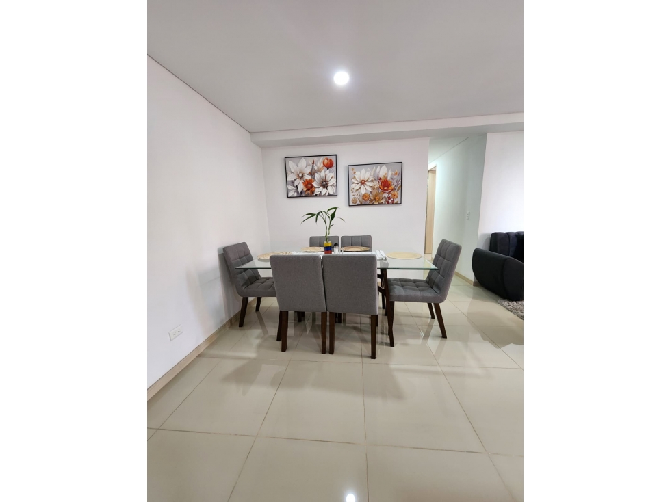Se ARRIENDA APARTAMENTO AMOBLADO en ITAGUI, Sector ACACIAS. — foto 2