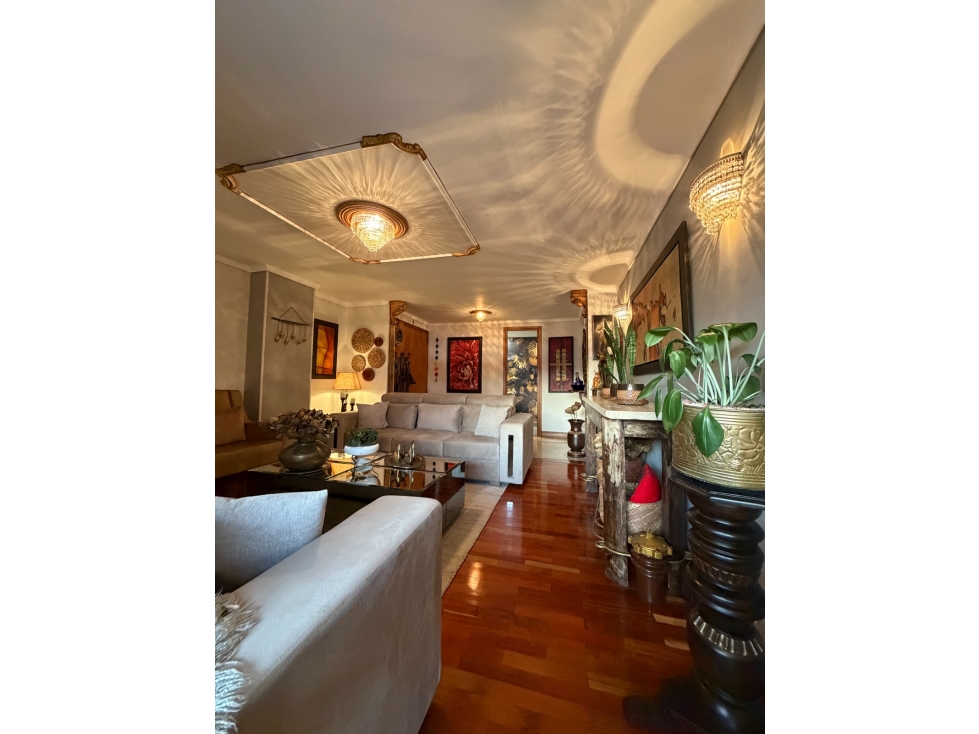 SE VENDE EXCLUSIVO APARTAMENTO EN EL POBLADO, sector CASTROPOL. — foto 3
