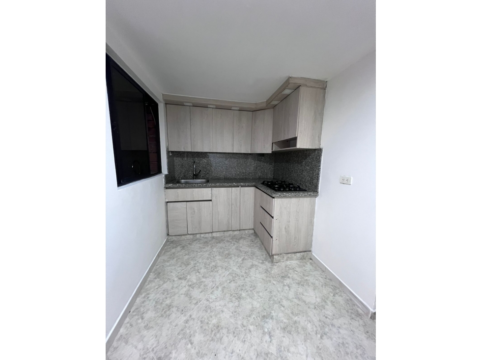 Se VENDE APARTAMENTO en LA FLORESTA, MEDELLÍN Sector METROPOLITANO. — foto 6