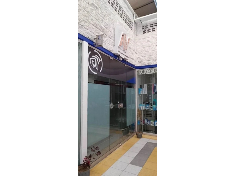 SE VENDE LOCAL COMERCIAL EN ITAGÜÍ, sector SANTA MARIA