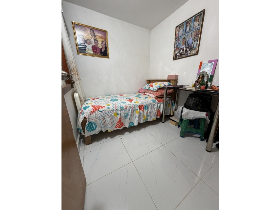 SE VENDE APARTAMENTO EN SAN JAVIER MEDELLIN, sector EL SOCORRO — foto 5