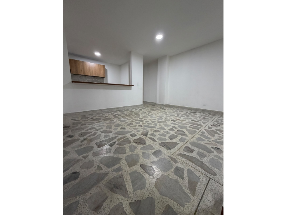 SE VENDE APARTAMENTO EN MEDELLIN, sector SURAMERICANA — foto 4