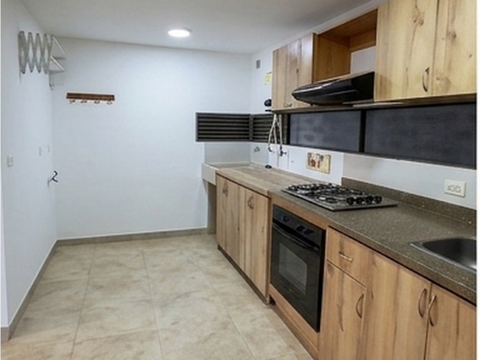 SE VENDE APARTAMENTO EN ENVIGADO, sector SEÑORIAL