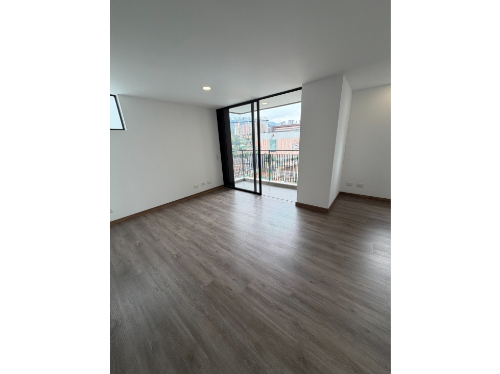 SE ARRIENDA APARTAMENTO EN ENVIGADO, sector AV LAS VEGAS — foto 3