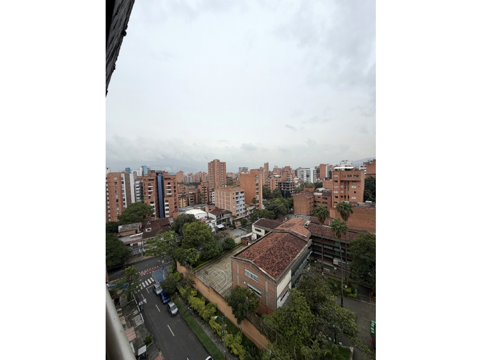 SE ARRIENDA APARTAMENTO en LAURELES MEDELLIN, sector VIVA LAURELES. — foto 2