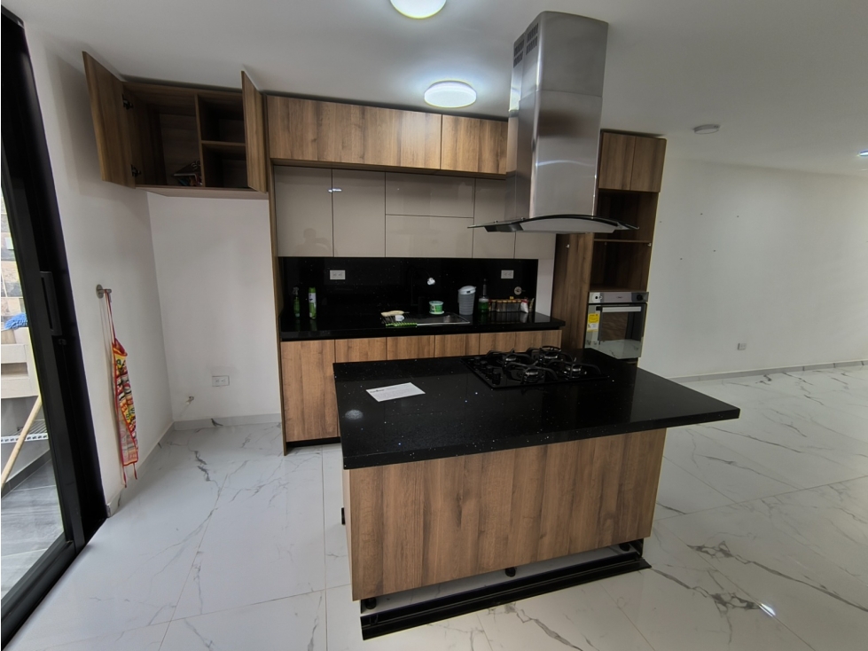 SE VENDE CASA EN EL CARMEN DE VIBORAL, ANTIOQUIA, PARQUE PPAL. — foto 3