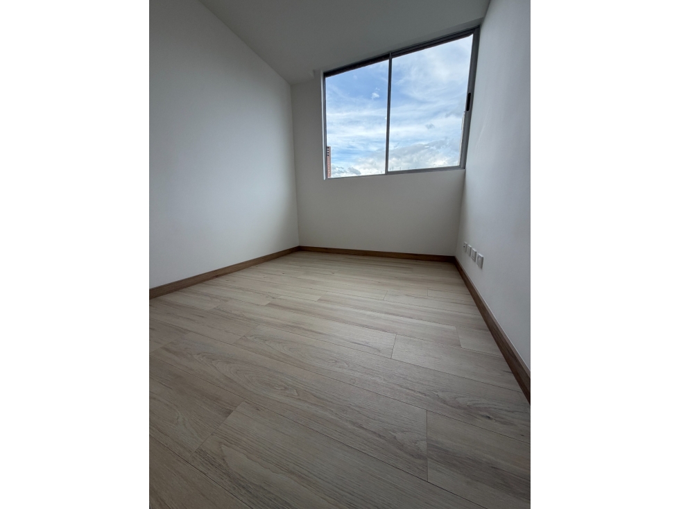 SE ARRIENDA APARTAMENTO EN SABANETA, sector LA DOCTORA — foto 5