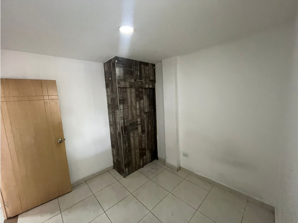 SE VENDE APARTAMENTO EN ITAGUI, sector SANTA MARIA. — foto 4