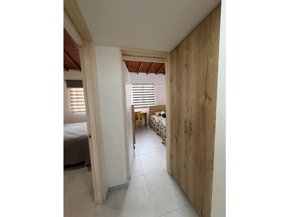 SE VENDE APARTAMENTO EN SANTA LUCIA, sector LOLA GONZALES. — foto 6