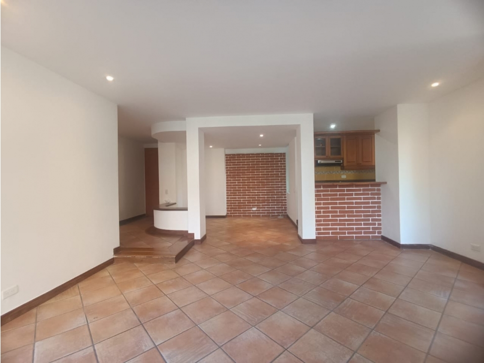 Se VENDE APARTAESTUDIO en EL POBLADO, MEDELLÍN, Sector SAN LUCAS. — foto 3
