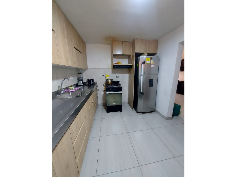 Se VENDE APARTAMENTO en NIQUIA, sector LOS ANGELES. — foto 2