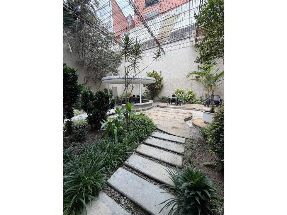 SE VENDE CASALOTE PATRIMONIAL EN PRADO CENTRO MEDELLIN, sector PALACÉ