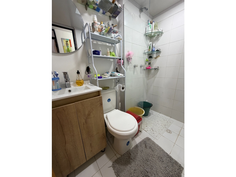 SE VENDE APARTAMENTO EN SAN JAVIER MEDELLIN, sector EL SOCORRO — foto 4
